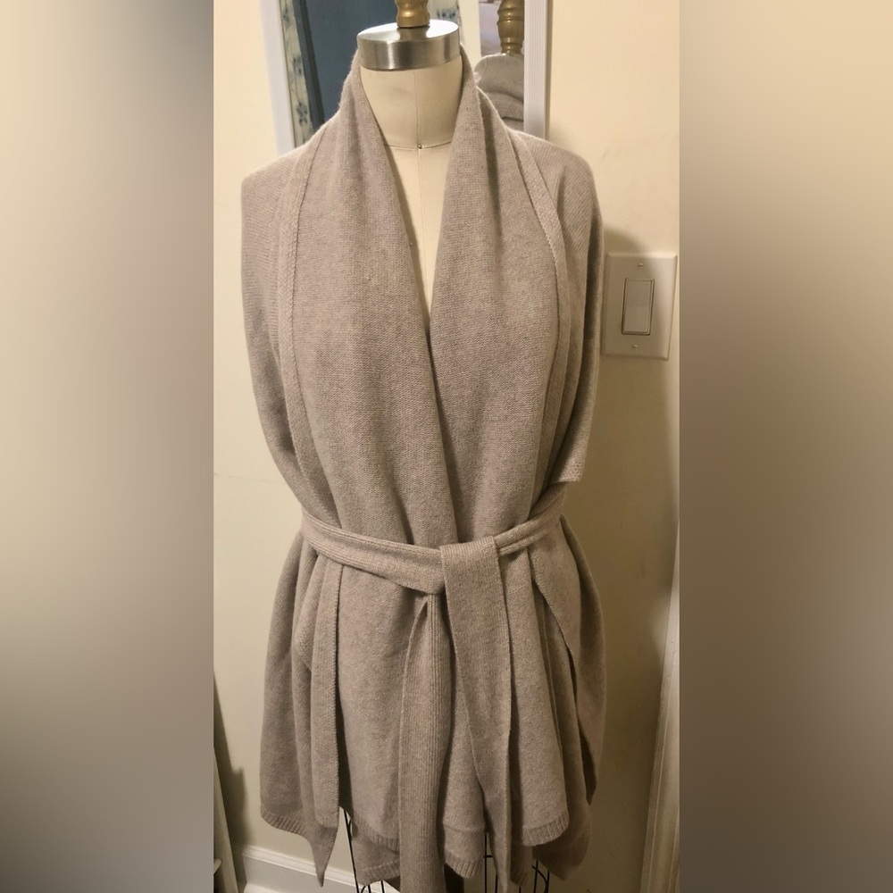 Joseph pure Cashmere Poncho